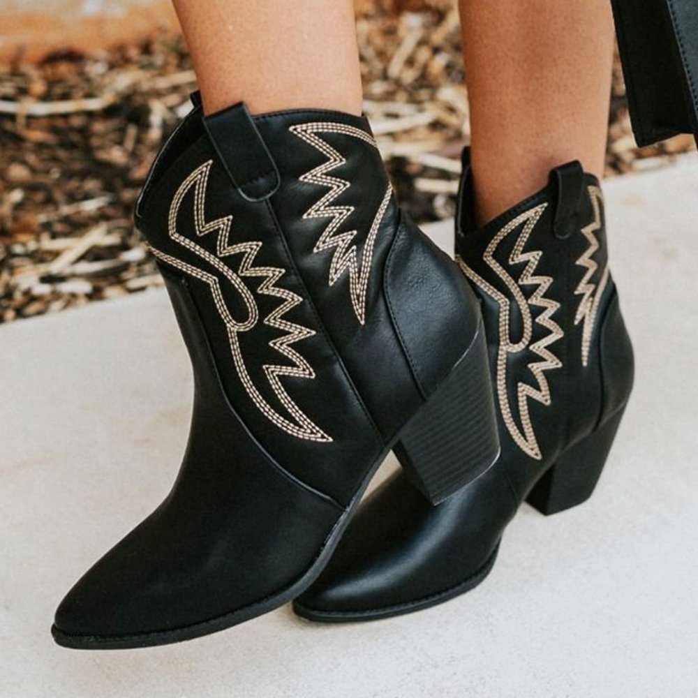 NEW Black Pointy Toe Block Heel Western Stitch Embroidery PU Leather Ankle Boots - Picture 1 of 10
